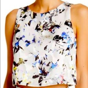 Elizabeth and James Floral Crop Tank size Medium- like new!